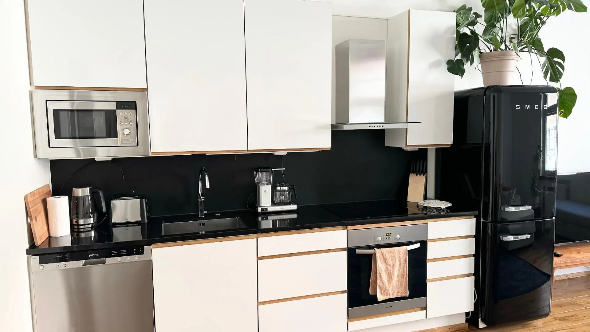 Hakaniemi Luxury Apartment Helsinki Center, 24H Check In